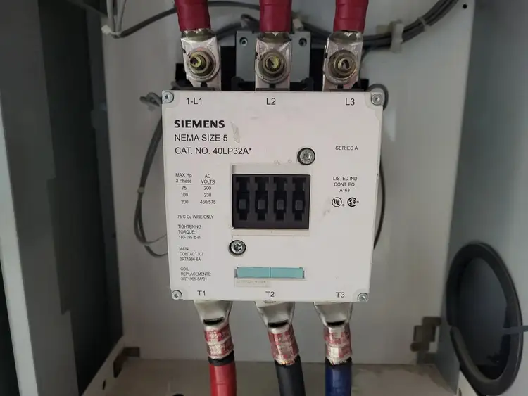 Used SIEMENS 40LP32A Misc Electrical & Power Parts British Columbia CA | Lenmark #281844