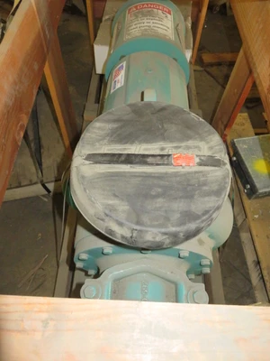 USED Vaughan Pumps HE4L6CS
