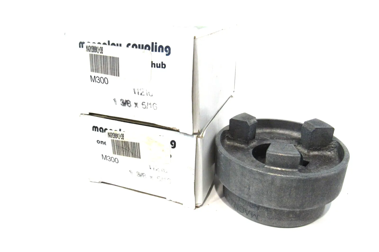 LOT OF 2 NEW MAGNALOY COUPLING M300-11210 HUB M30011210