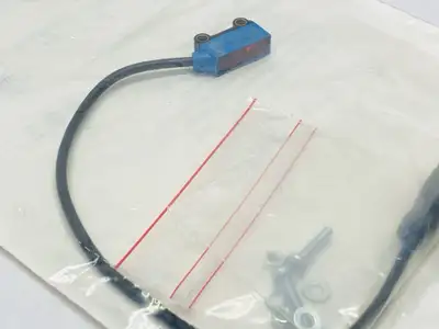 WTB2S-2P3110, 1064395 | Sick WTB2S-2P3110 Photoelectric Proximity Sensor 1064395 - New