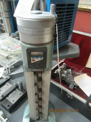 2713-700 Mitutoyo 12″ HeightMaster Digital Height Gage, Model 515-355