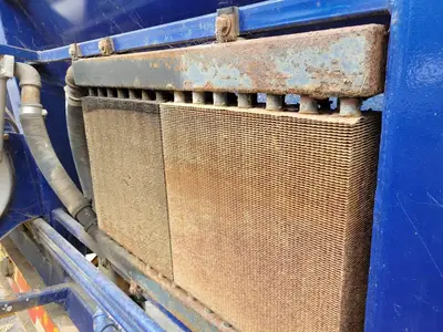 USED 2003 CANAMERICAN STONE SPREADER SOIL KING XL19
