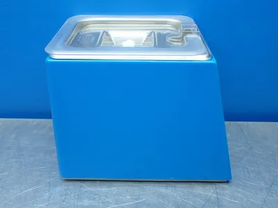 New | in-Stock BENCHMARK SCIENTIFIC B20002 Water Baths Ohio US | HGR 24 #754348