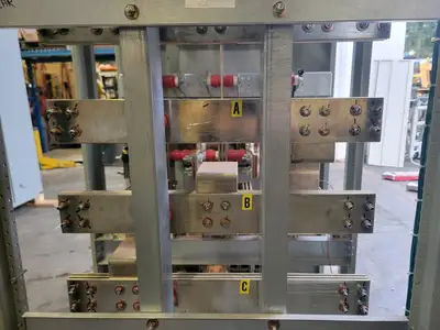 USED SQUARE D NW12H1