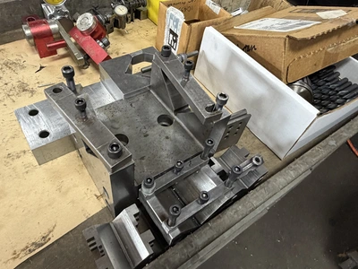 Used _UNKNOWN_ _UNKNOWN_ V-Blocks Michigan US | Miedema Asset Management Group #1442353