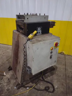 6" PA INDUSTRIES POWERED STRAIGHTENER. STOCK # 0218726