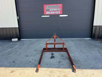3PT HITCH BALE LIFT Bale Lift | County Equipment Company LLC (1)