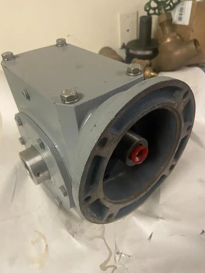 New | in-Stock STERLING ELECTRIC 262II004056121 Speed Reducers | Surplus Asset Holdings #1205354