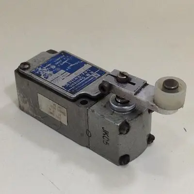 USED TELEMECANIQUE C2JK05