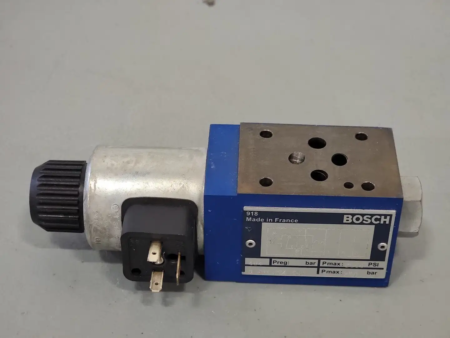 NEW BOSCH 0811024120