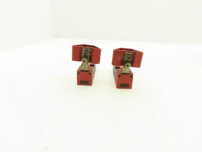 Yamatake LJS-PA792 Safety Switch 240V 3A IP67 Lot of 2