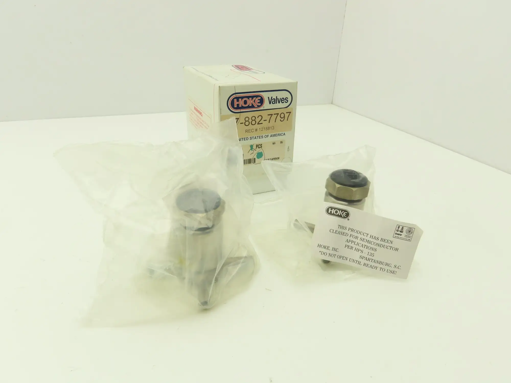 Hoke Valves 4688N4M Stainless 3-Port Diaphragm Valve 300psi  Lot of 2