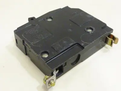 USED SQUARE D QOB120