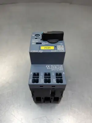 USED Siemens 3RV2011-1GA20 SIRIUS CIRCUIT BREAKER.