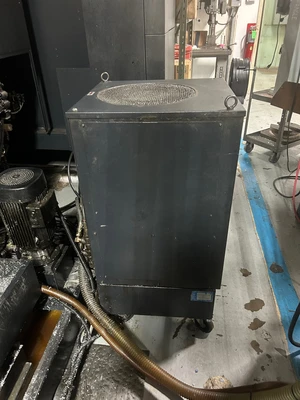 2004 Mazak Variaxis 500 5X 5 Axis 2 Pallet Milling Machine