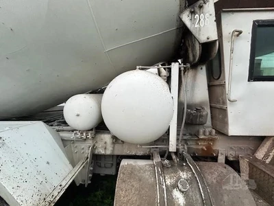 Used 2007 ADVANCE FD3000 Concrete Mixer Trucks Florida US | Big D Heavy Equipment #1556991