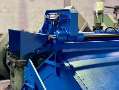 KOCH Bar Straightener and Cutter, top condition, POA