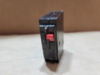 20 Amp 1 Pole Circuit Breaker