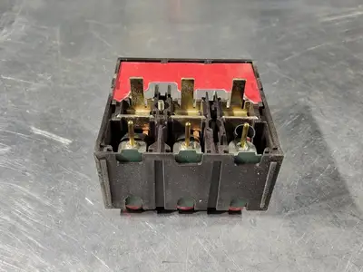 New | in-Stock MOELLER ZM6-60-500-OBI-CNA Switchgears British Columbia CA | Lenmark #242882