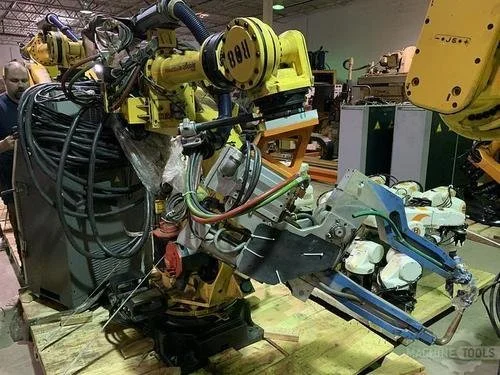 Used 2011 FANUC R-2000IB/210F Robots Michigan US | RAB Industries, Inc. #183886