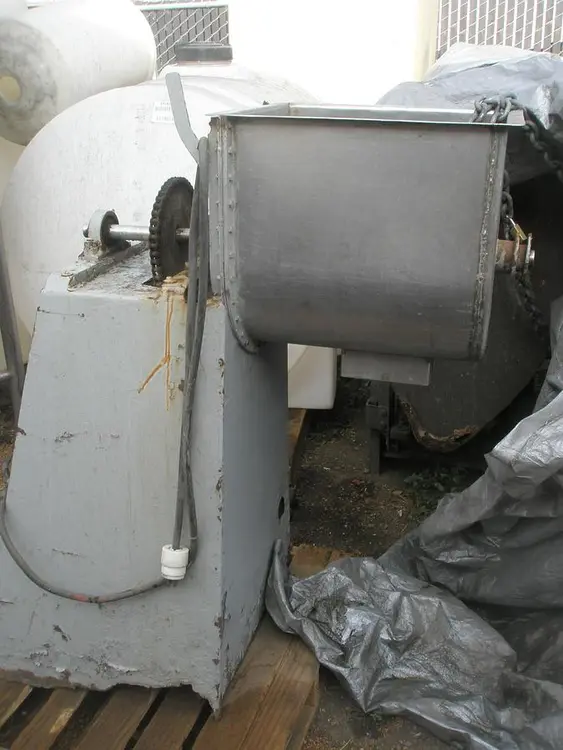 Used _UNKNOWN_ _UNKNOWN_ Ribbon Blenders California US | Machinery & Equipment #1413080