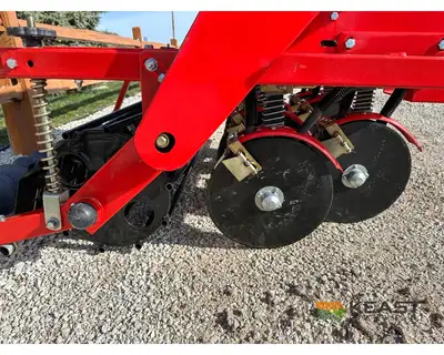 Used TAR RIVER _UNKNOWN_ Food Plot Seeders Iowa US | Keast Enterprises #1360509