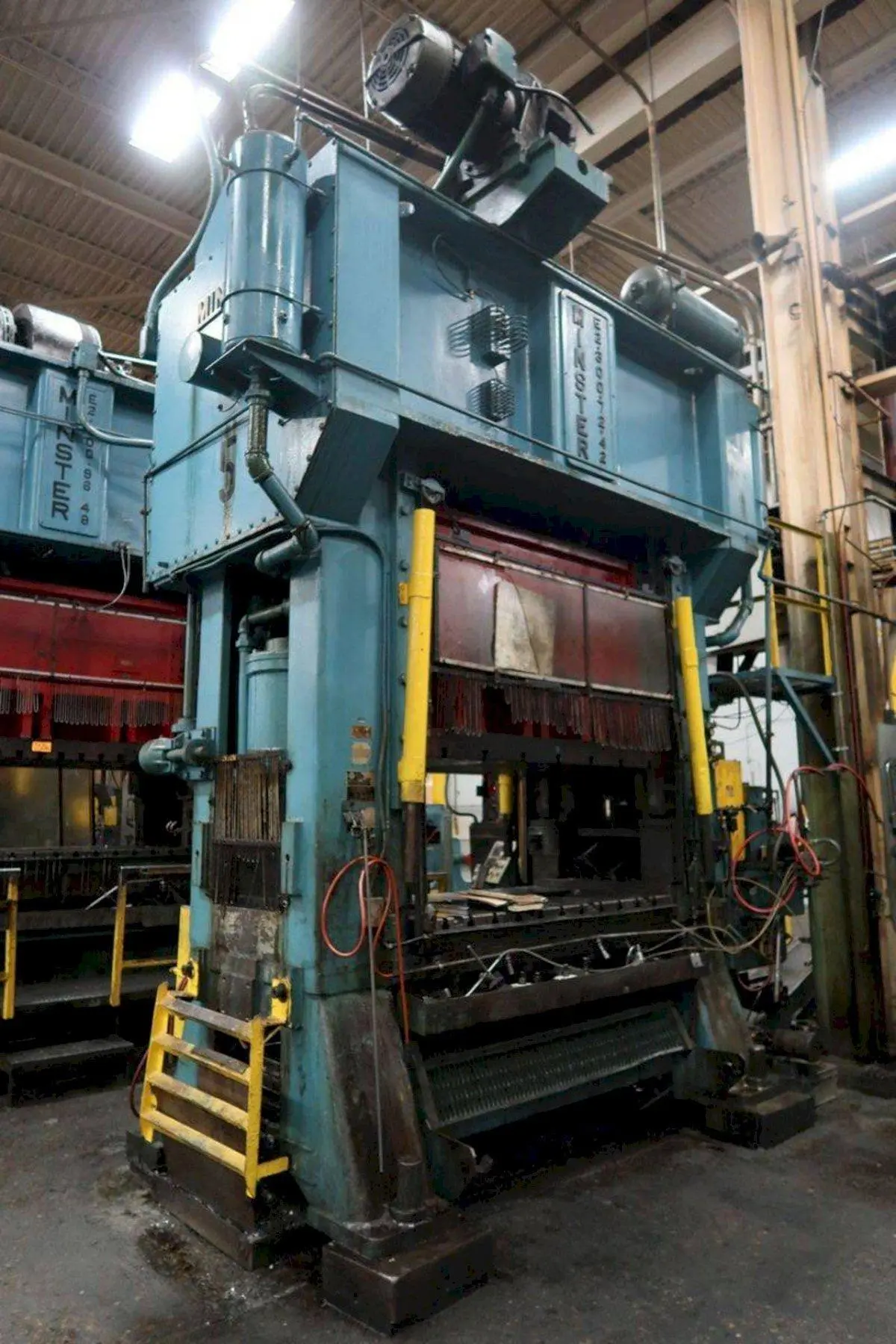 USED MINSTER E2-300-72-42