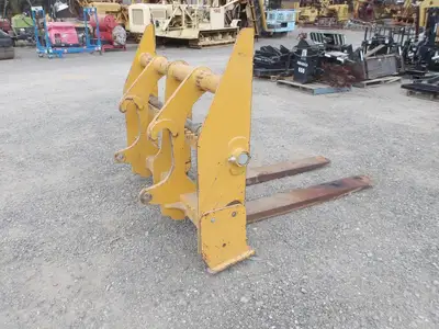 Used 2021 DEERE QUICK COUPLE Pallet Forks California US | Western Trencher & Equipment, Inc. #1497779