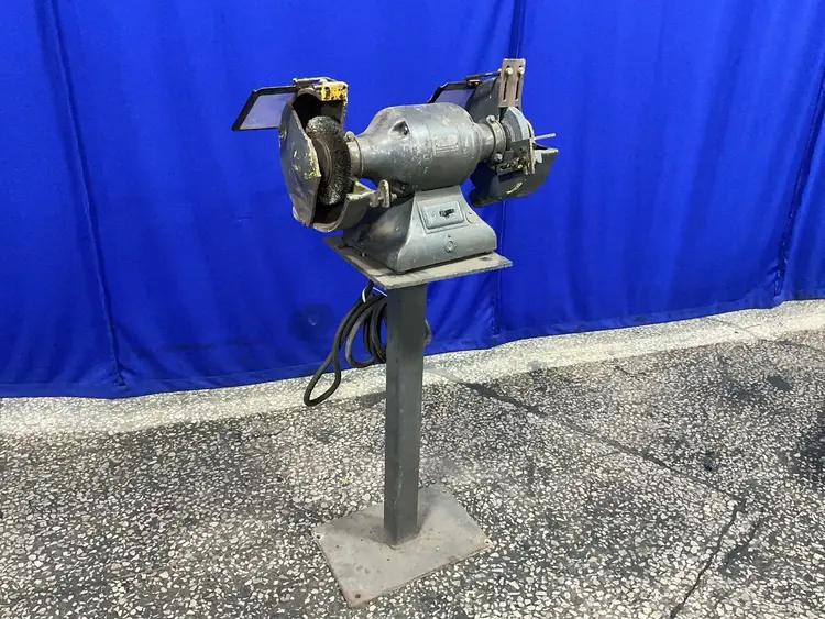 Used VAN DORN _UNKNOWN_ Pedestal Type Grinders (Double End) Ohio US | HGR 24 #1314160