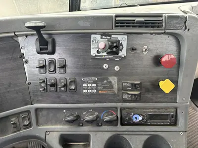Used 2005 FREIGHTLINER COLUMBIA Conventional trucks Texas US | Proxy Equipment #1385419