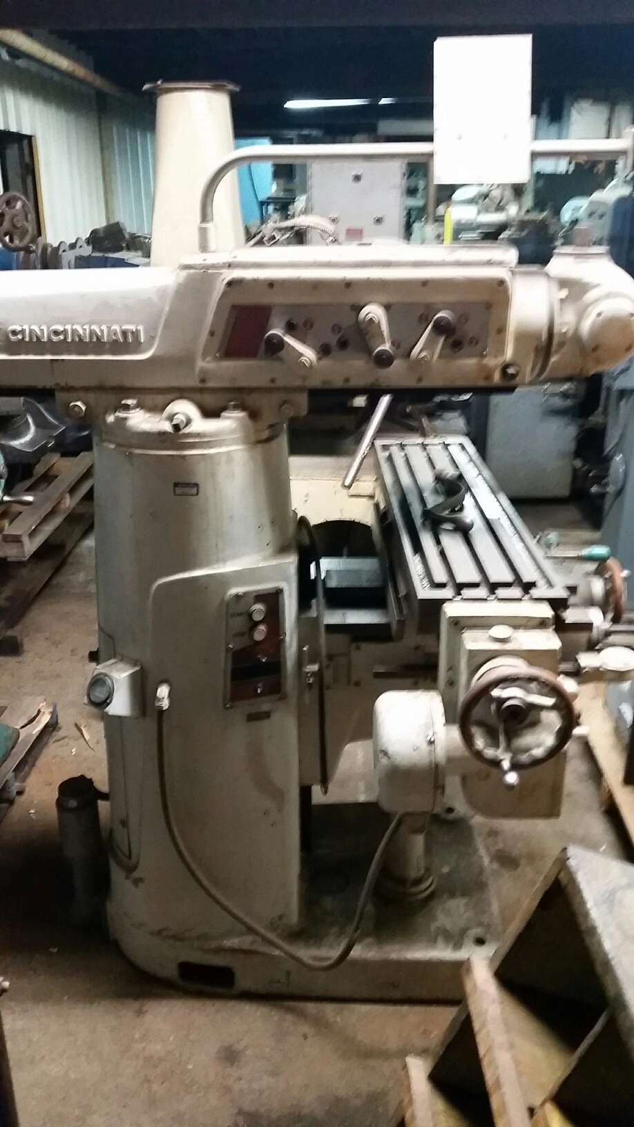 USED CINCINNATI toolmaster
