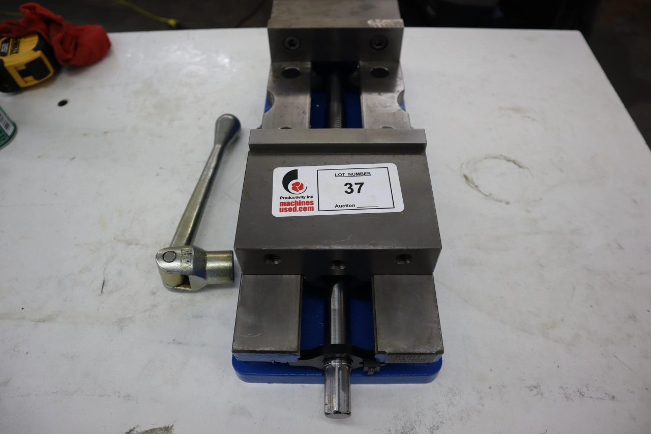 Used KURT WORKHOLDING SOLUTIONS DX6 Vises Minnesota US | Machinesused.com #1365972