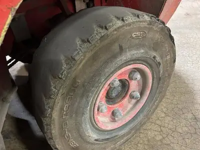 Used LINDE HT30T Internal Combustion Forklifts: Pneumatic Tire Illinois US | Somerset Equipment Sales #1546196