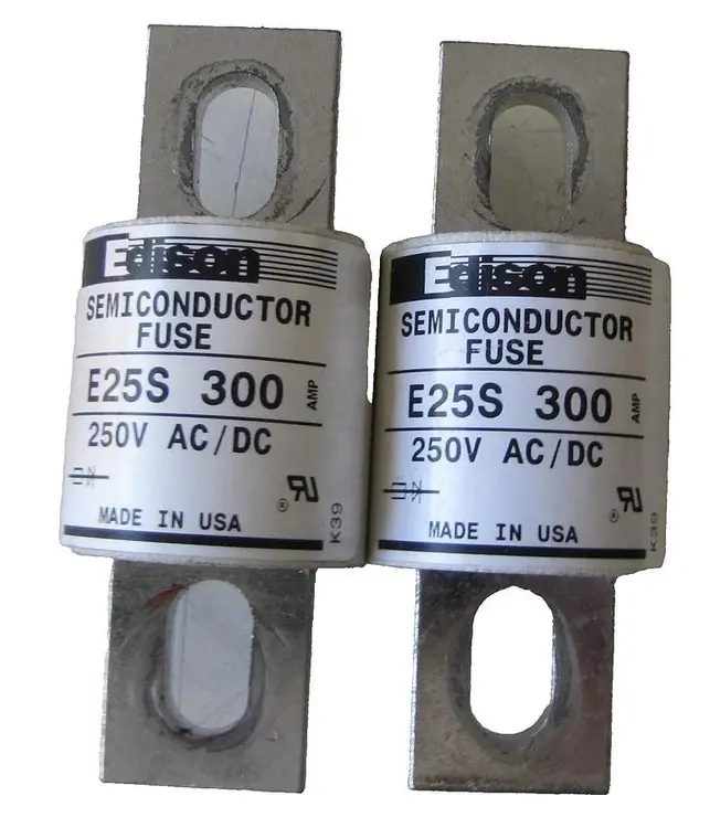 Used EDISON _UNKNOWN_ Fuses California US | Bay Line Tool #928378