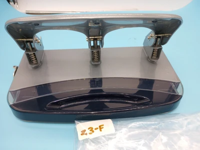 USED UIC 3 HOLE HEAVY DUTY PAPER PUNCH