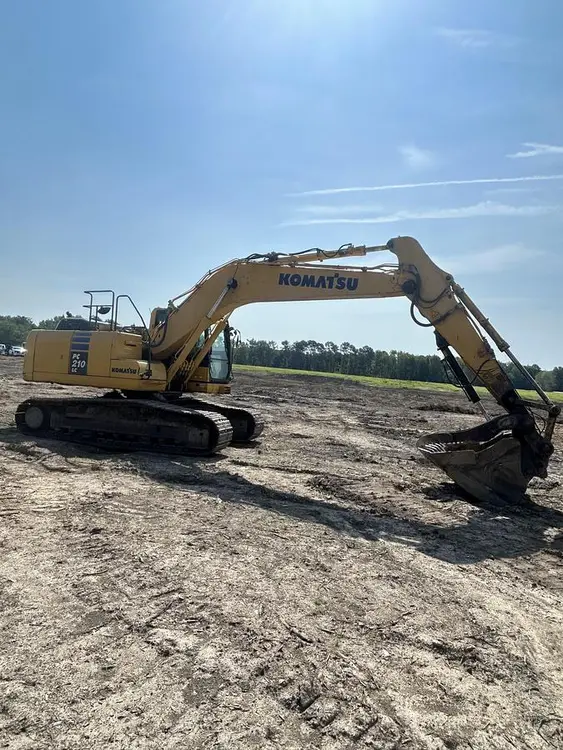 Used 2014 KOMATSU PC210LC-10 Crawler Excavators North Carolina US | GF Equip Sales #1425584
