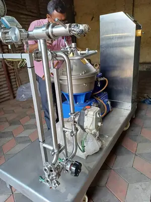 Alfa-Laval LAPX 404 SGP-31G/GC CLARA 20 HF clarifier skid, 316L SS.