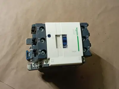 NEW SCHNEIDER ELECTRIC LC1D40F7