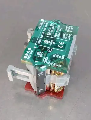 EAO 704.910.5 Switching Element Loc5B4/3