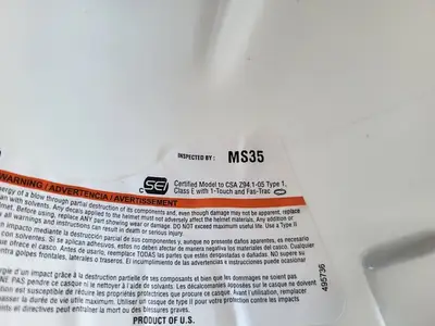 White V Guard Hard Hat
