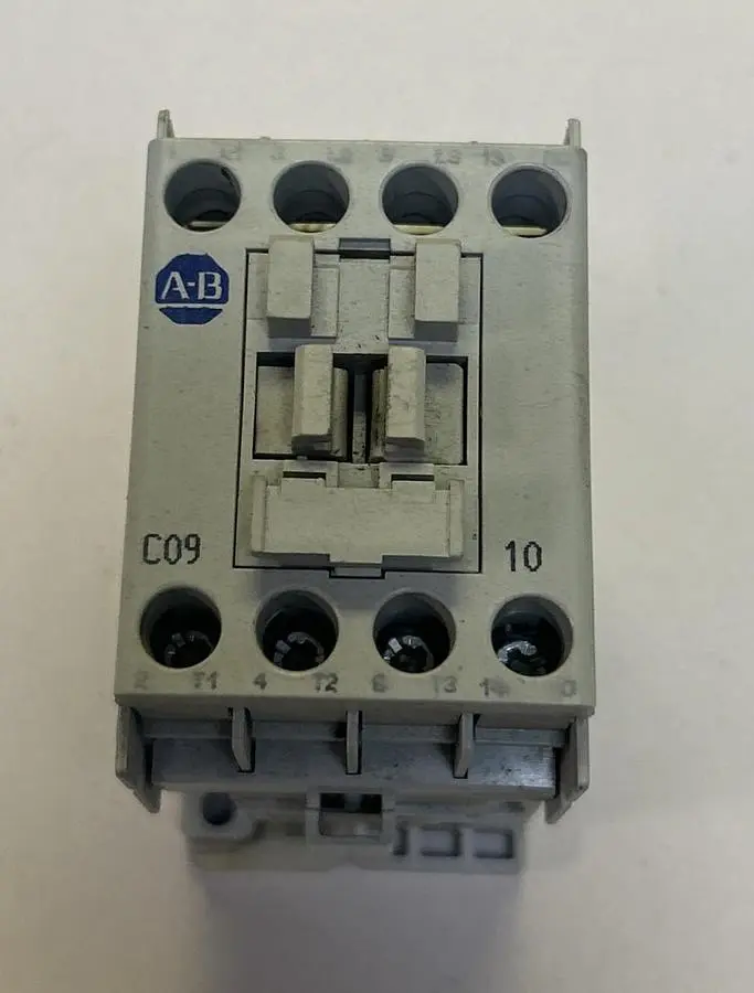 USED ALLEN-BRADLEY 100-C09*10