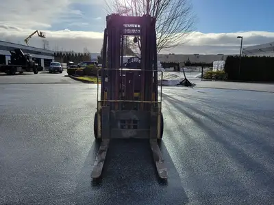 USED 2010 YALE GLC080VXNGSE088