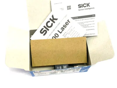 NEW SICK PHOTOELECTRIC RETRO-REFLECTIVE SENSOR KIT, W100 LASER