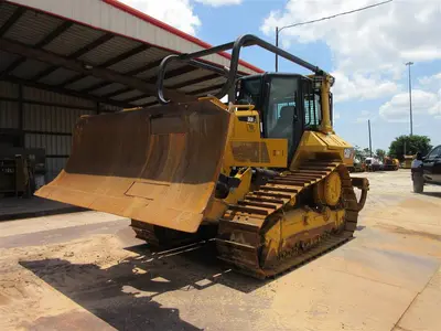 USED 2016 Caterpillar D6N XL