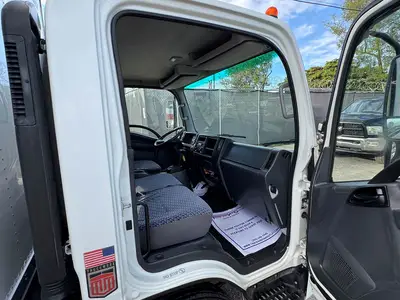 Used 2023 ISUZU NPR HD Box trucks Florida US | Truck and Van Outlet #1708746