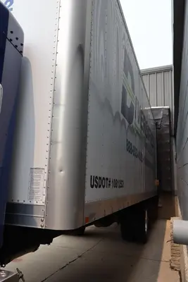 2013 KENWORTH GVWR 25,000 BOX TRUCK | Levy Recovery Group (7)