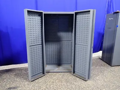 Hardware Cabinet