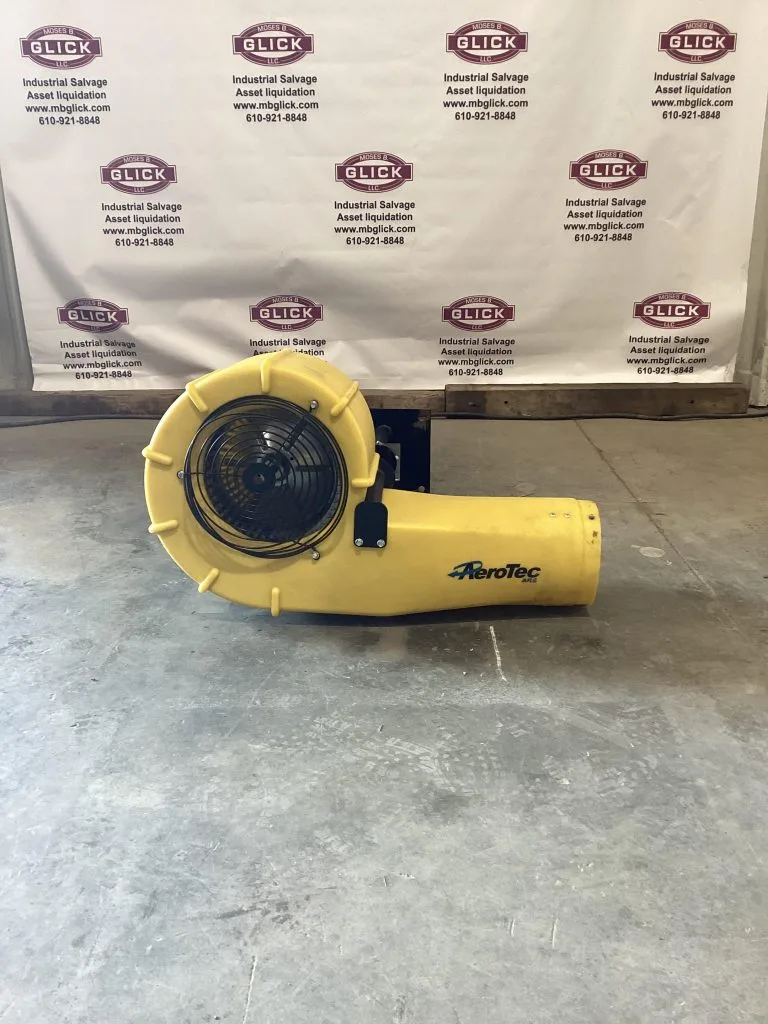 Aerotec Compact Dock AT700 Adjustable Wall Mount Fan