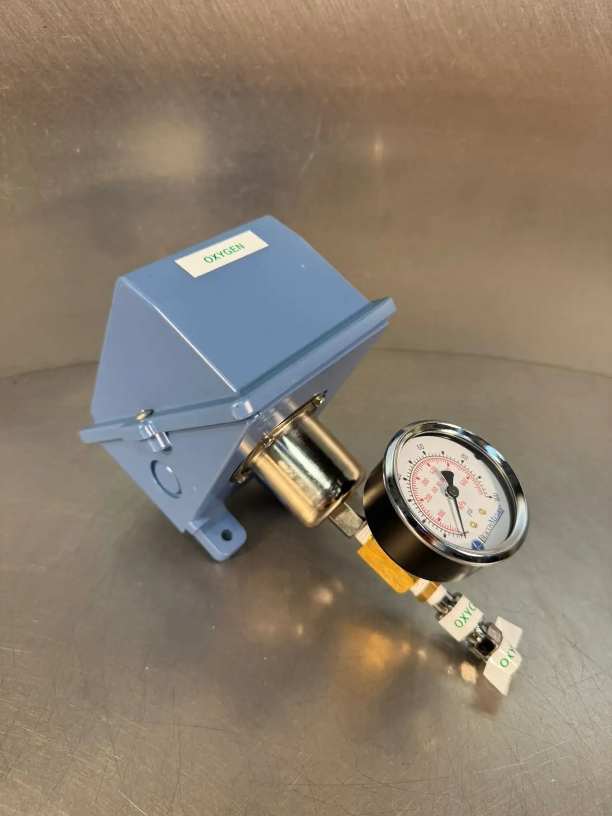 United Electric J402-15828 / 129030-10 Pressure Switch (12.6.5)