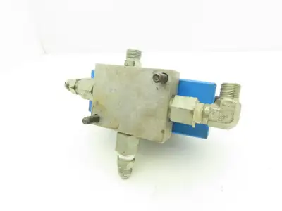 Used VICKERS _UNKNOWN_ Valves/Fittings Indiana US | Arrow Industrial #1316960